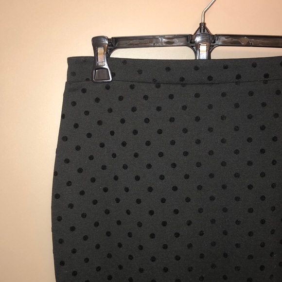 pencil skirt. - Picture 2 of 3